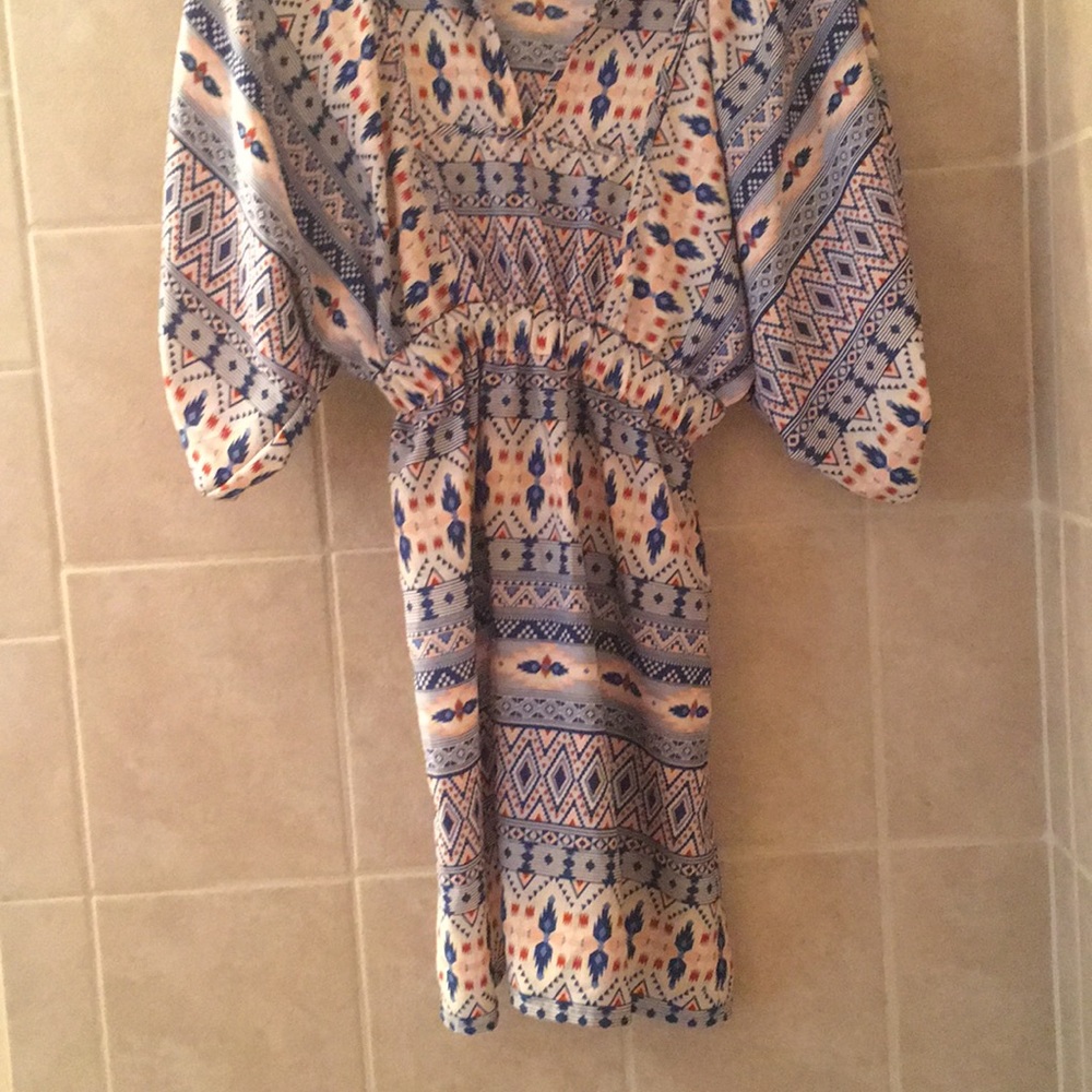 Dress - Picture 2 of 4